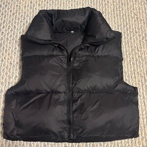 Women’s Black Puffer Vest stylish trendy
